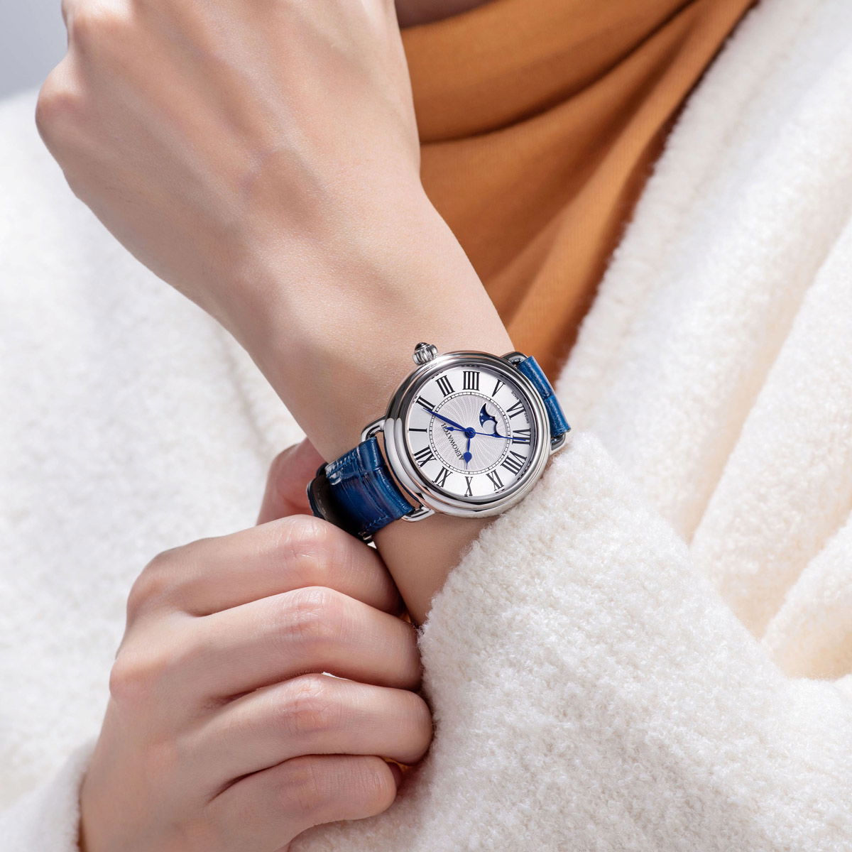 Aerowatch 1942 Moon phase