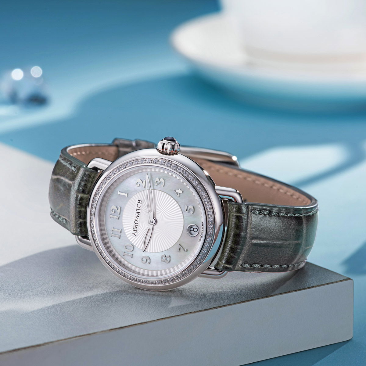 Aerowatch 1942 Lady Midsize Quartz