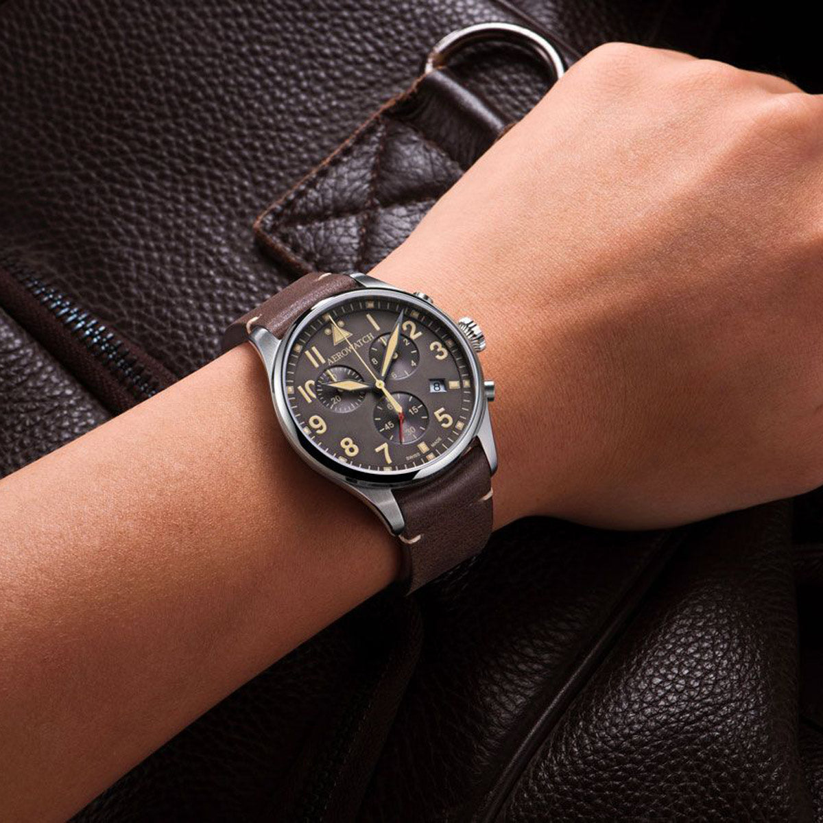 AEROWATCH オートマチック Aerowatch Les Grandes Classiques Chrono Pilot Quarz A 79990 AA09
