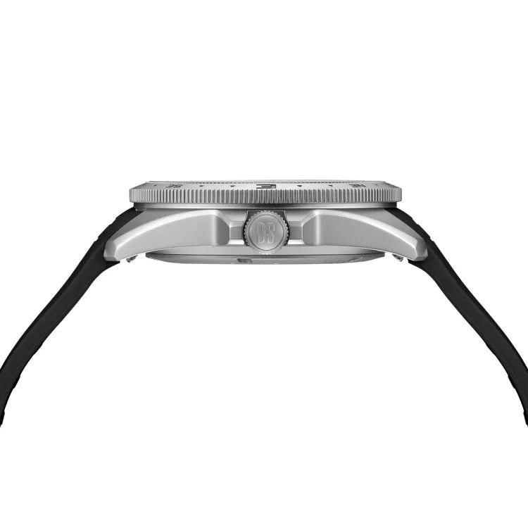 Side profile of Certina DS-X GMT C047.452.17.081.01 with fluted bezel, DS crown, 316L stainless steel case, and black rubber strap